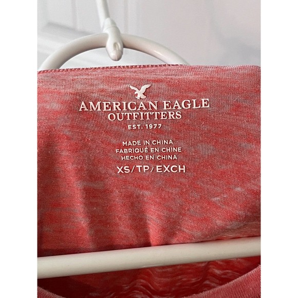 American Eagle Pink T-Shirt, X-Small, NYC Front Pocket, Round Neck, Short Sleeve - Picture 4 of 4